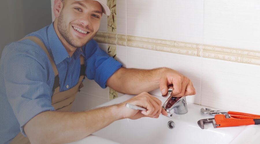 Local tankless water heater installation in Waltonville, IL